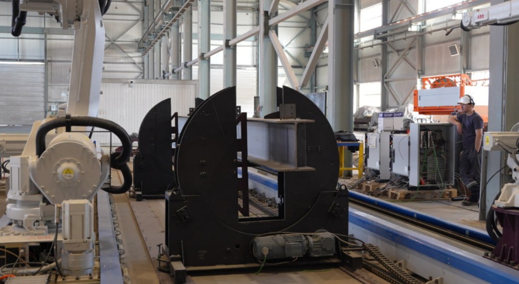 Manual fabrication challenges