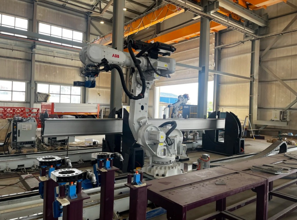 QUANT STEELFAB 360 Robotic Welding Complex